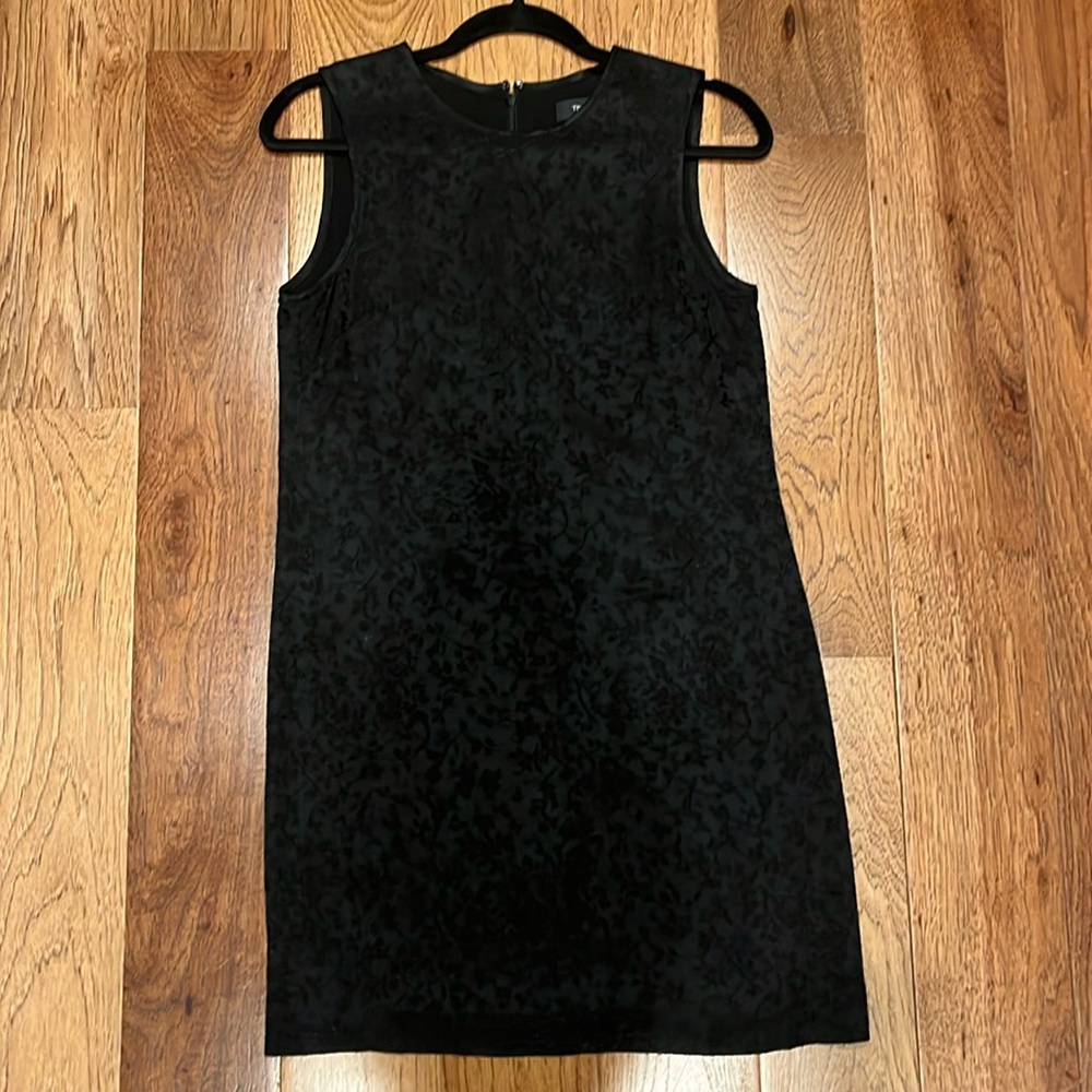 Theory size 0 black sheath dress